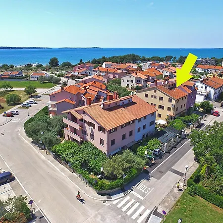 Apartments Stana 242 Fažana Exterior foto
