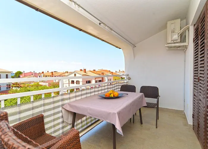 Apartments Stana 242