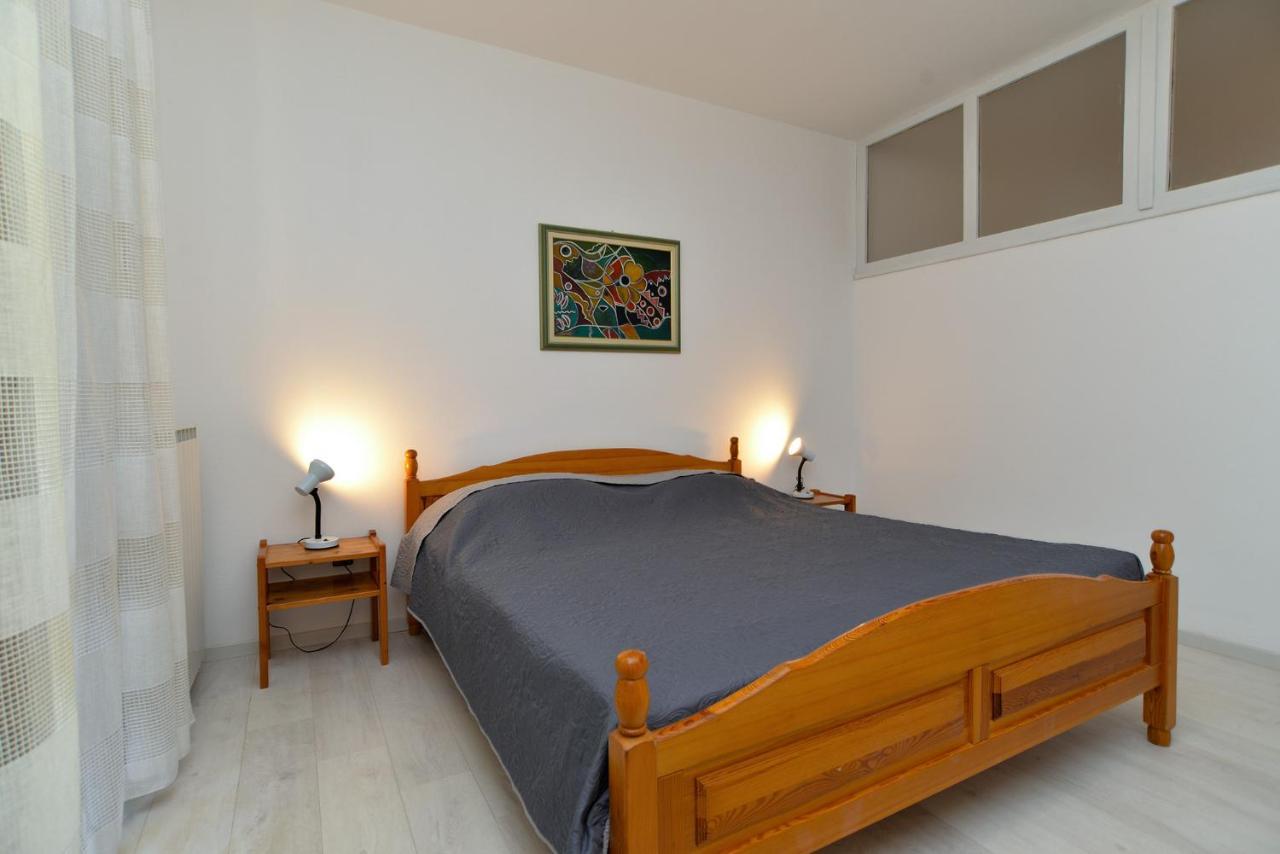 Stana 242 Apartmán