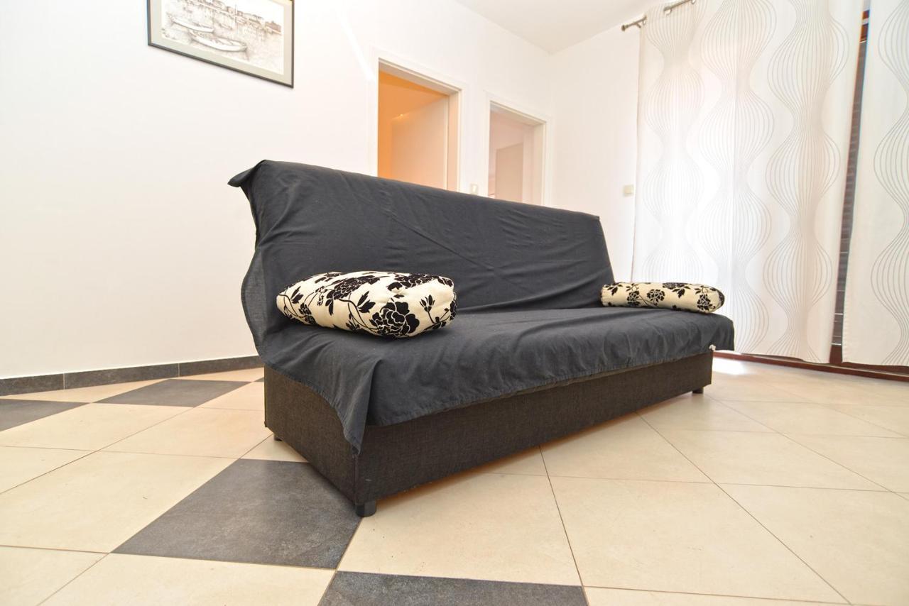 Apartmán Stana 242 *