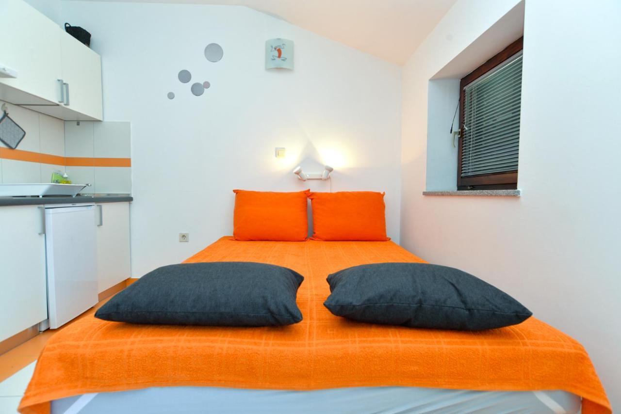 Stana 242 Apartmán *